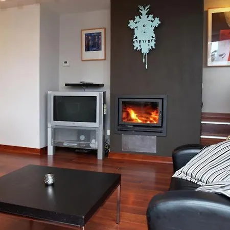Charming With Jacuzzi Located Near Nature And Ski Slopes *