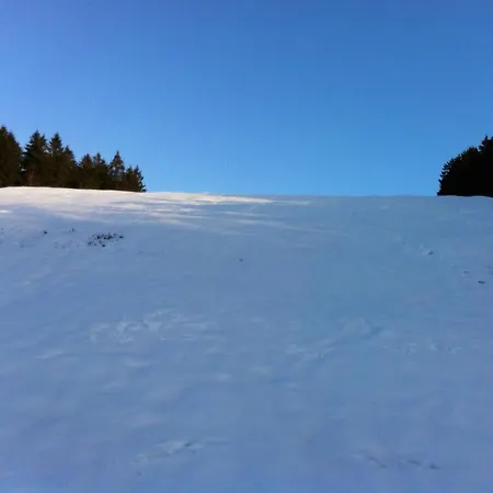 Hébergement de vacances Charming With Jacuzzi Located Near Nature And Ski Slopes Ovifat